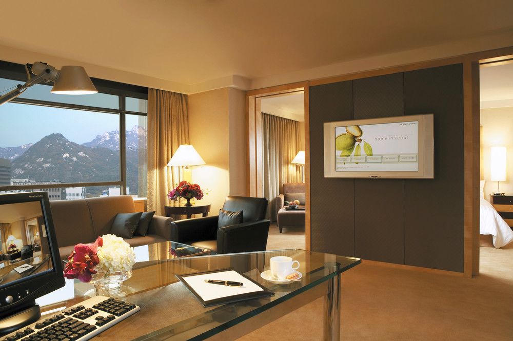 The Westin Josun Seoul Hotel Logo